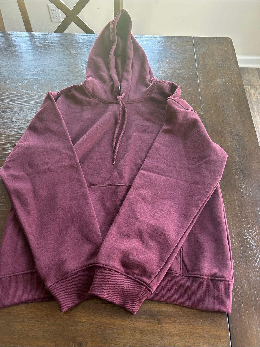 H&M Men's Maroon Hooded Sweatshirt - Pullover Hoodie